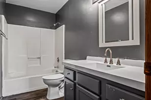 213 Kenneda St, Holmen, WI 54636 - Photo 18