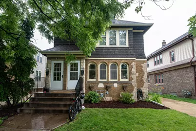 4112 N Woodburn St #4114, Shorewood, WI 53211 - Photo 1