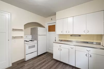 4112 N Woodburn St #4114, Shorewood, WI 53211 - Photo 8