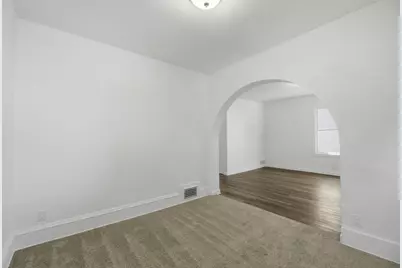 2954 N 19th St, Milwaukee, WI 53206 - Photo 8