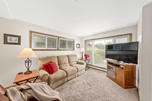 4315 N Alpine Ave, Shorewood, WI 53211 - Photo 18