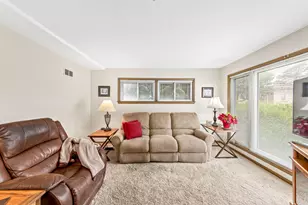 4315 N Alpine Ave, Shorewood, WI 53211 - Photo 4
