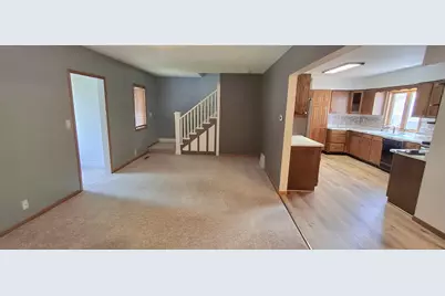 131 E Burnett St, Beaver Dam, WI 53916 - Photo 10