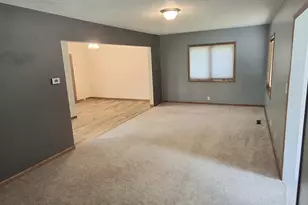 131 E Burnett St, Beaver Dam, WI 53916 - Photo 12