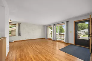 N84W16651 Ann Ave, Menomonee Falls, WI 53051 - Photo 4