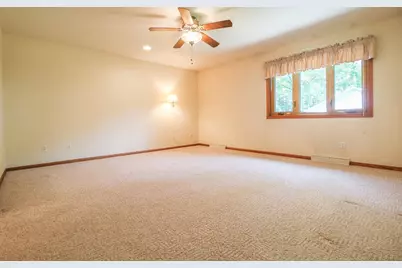 513  Woodland Dr, Jefferson, WI 53549 - Photo 18
