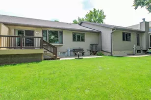 513 Woodland Dr, Jefferson, WI 53549 - Photo 44