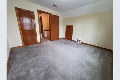 3265 S Burrell St, Milwaukee, WI 53207 - Photo 14