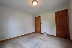 3265 S Burrell St, Milwaukee, WI 53207 - Photo 34