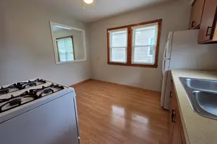 3265 S Burrell St, Milwaukee, WI 53207 - Photo 8
