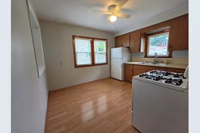 3265 S Burrell St, Milwaukee, WI 53207 - Photo 30