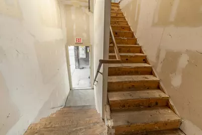 715 S 5th St, Milwaukee, WI 53204 - Photo 32