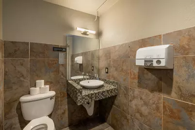 715 S 5th St, Milwaukee, WI 53204 - Photo 26