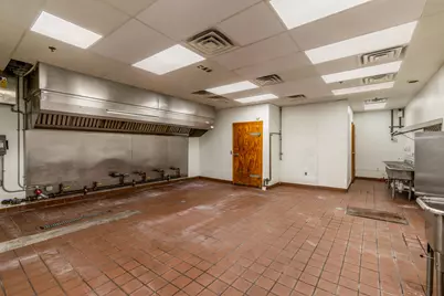 715 S 5th St, Milwaukee, WI 53204 - Photo 12