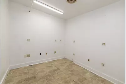 715 S 5th St, Milwaukee, WI 53204 - Photo 22