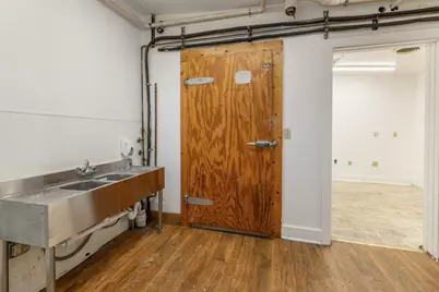 715 S 5th St, Milwaukee, WI 53204 - Photo 20
