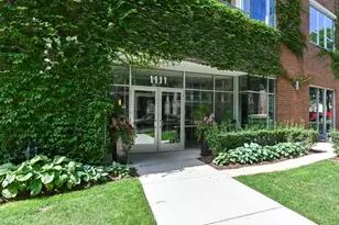 1111 N Marshall St, Milwaukee, WI 53202 - Photo 2