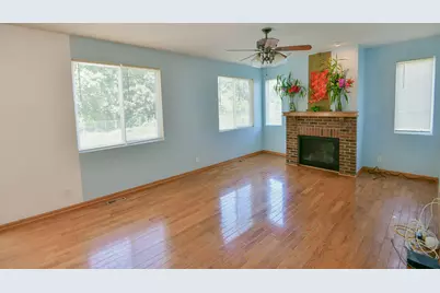 6112  115th Ave, Kenosha, WI 53142 - Photo 2