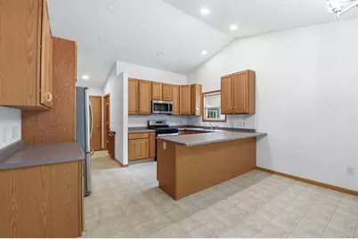 3130  Rockport Park Dr, Janesville, WI 53548 - Photo 24