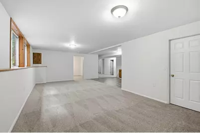 3130  Rockport Park Dr, Janesville, WI 53548 - Photo 16