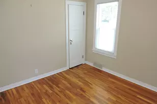 127 N Pleasant Ave, Jefferson, WI 53549 - Photo 16