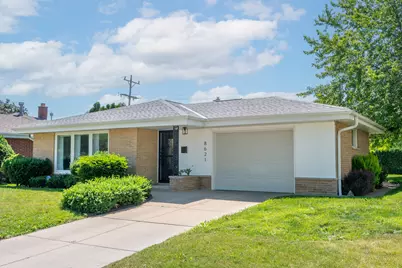 8621 W Grantosa Dr, Milwaukee, WI 53225 - Photo 30