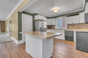 1919 N 4th St, Sheboygan, WI 53081 - Photo 8