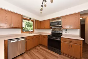 9141 N 60th St, Brown Deer, WI 53223 - Photo 12