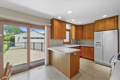 2604 E Dale Ave, Cudahy, WI 53110 - Photo 12