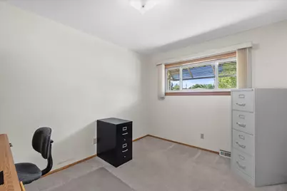 2604 E Dale Ave, Cudahy, WI 53110 - Photo 24