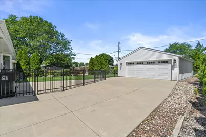 2604 E Dale Ave, Cudahy, WI 53110 - Photo 38