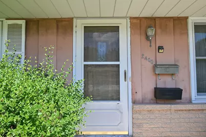 2400 W Edgerton Ave, Milwaukee, WI 53221 - Photo 2