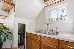 1035 E Potter Ave, Milwaukee, WI 53207 - Photo 6