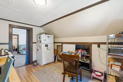 1035 E Potter Ave, Milwaukee, WI 53207 - Photo 18