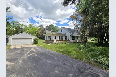N92W29368  Center Oak Rd, Merton, WI 53029 - Photo 1