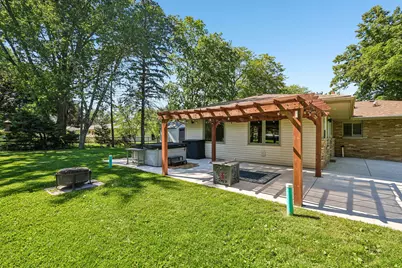 11509  Parkview Ln, Hales Corners, WI 53130 - Photo 26