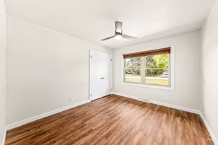 N68W15240 Prudence Dr, Menomonee Falls, WI 53051 - Photo 26