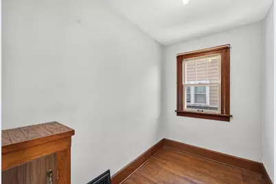 1127  Jefferson St, Racine, WI 53404 - Photo 12