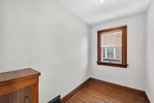 1127 Jefferson St, Racine, WI 53404 - Photo 12