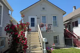 1711 S 15th Pl, Milwaukee, WI 53204 - Photo 2