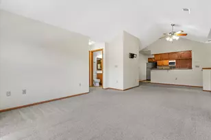 7972 N 107th St, Milwaukee, WI 53224 - Photo 4