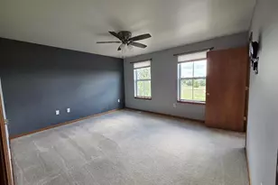 616 Hunter Oaks Blvd, Watertown, WI 53094 - Photo 10