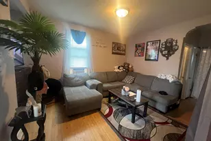 1120 S 32nd St, Milwaukee, WI 53215 - Photo 8