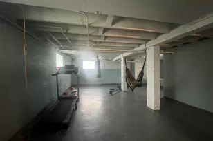 1120 S 32nd St, Milwaukee, WI 53215 - Photo 16