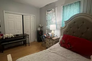 1120 S 32nd St, Milwaukee, WI 53215 - Photo 10
