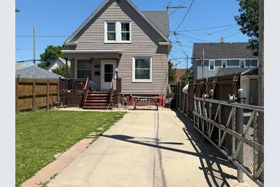 1120 S 32nd St, Milwaukee, WI 53215 - Photo 1