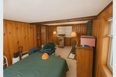 3908  Valley Rd, Racine, WI 53405 - Photo 8