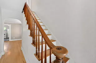 1463 N Franklin Pl, Milwaukee, WI 53202 - Photo 4