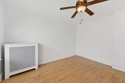 1463 N Franklin Pl, Milwaukee, WI 53202 - Photo 16