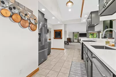 S25W29272  Cambrian Rdg, Genesee, WI 53188 - Photo 12